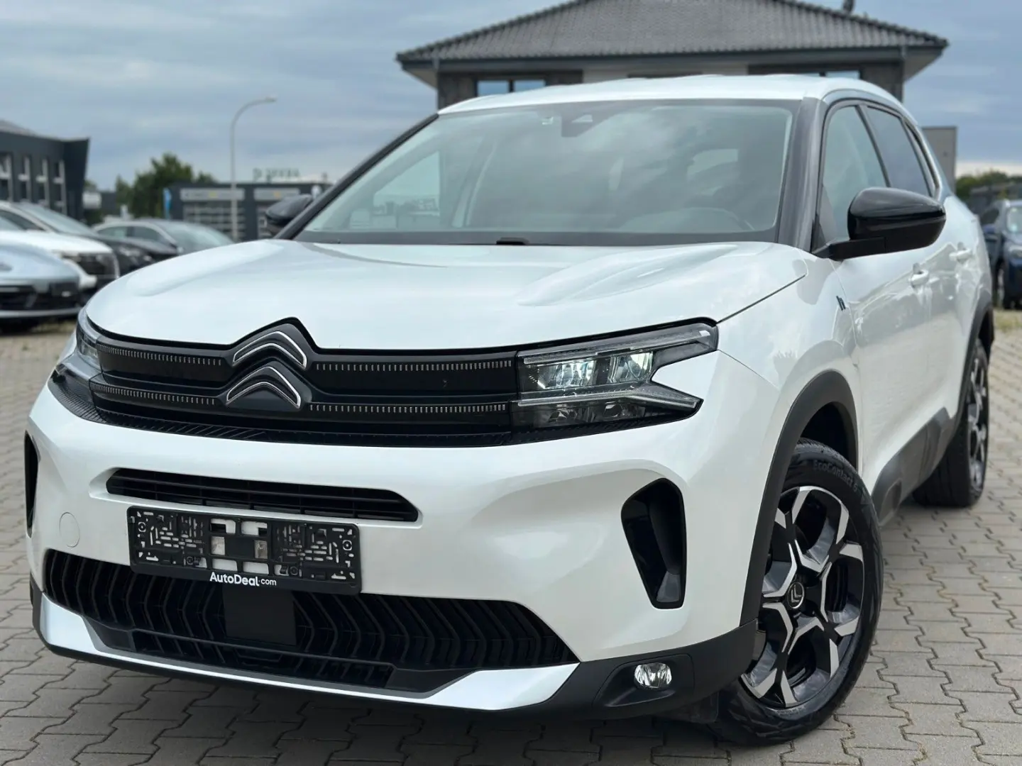 C5 Aircross 1.6 L. Plug-in hybrid* 225 PS*CO2-31