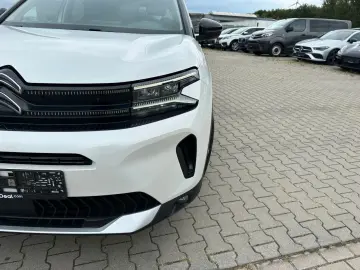 C5 Aircross 1.6 L. Plug-in hybrid* 225 PS*CO2-31