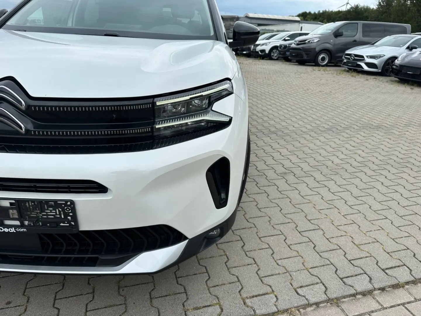 C5 Aircross 1.6 L. Plug-in hybrid* 225 PS*CO2-31
