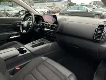 C5 Aircross 1.6 L. Plug-in hybrid* 225 PS*CO2-31