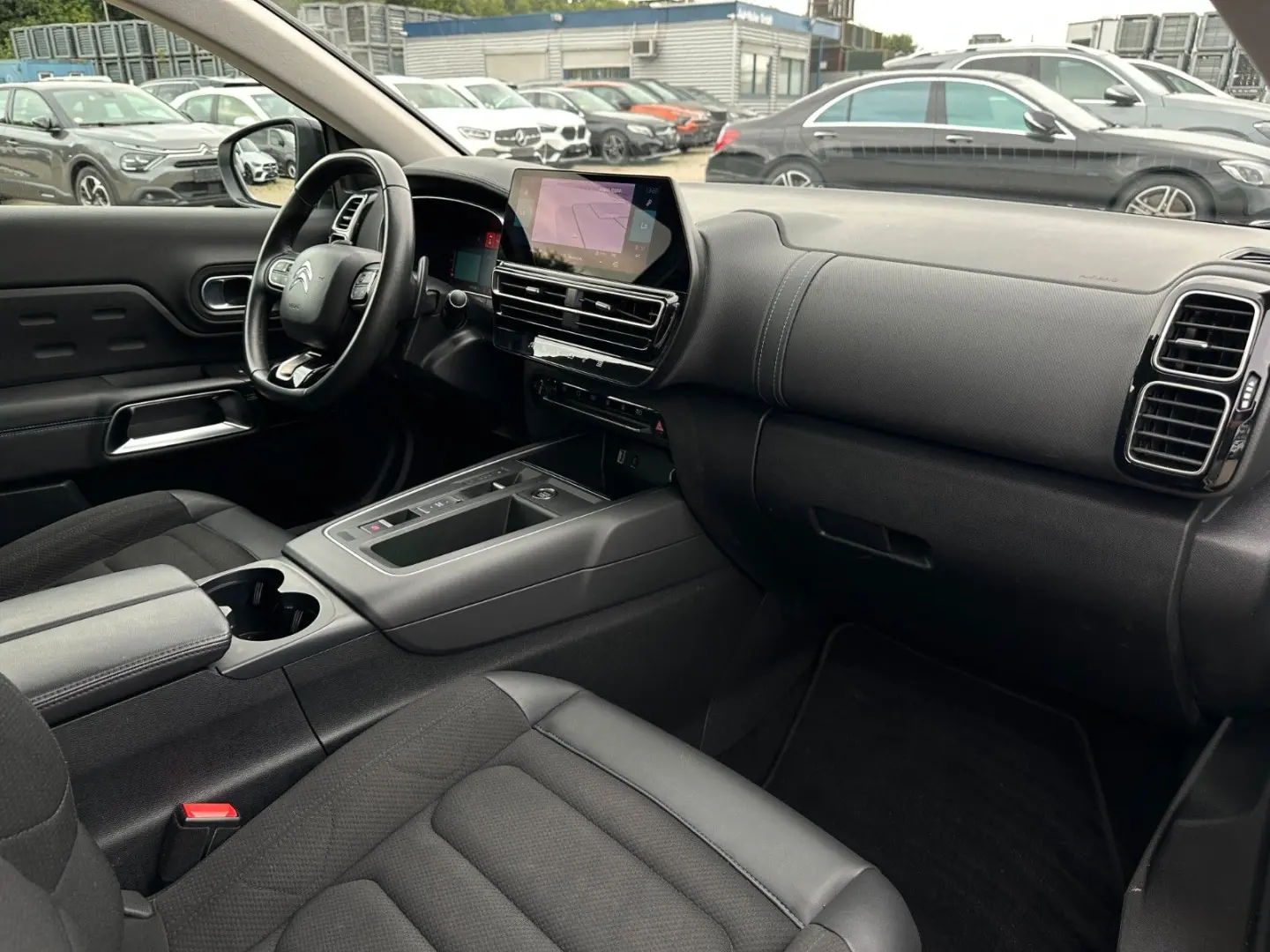 C5 Aircross 1.6 L. Plug-in hybrid* 225 PS*CO2-31