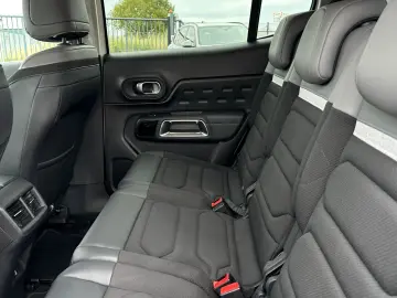 C5 Aircross 1.6 L. Plug-in hybrid* 225 PS*CO2-31