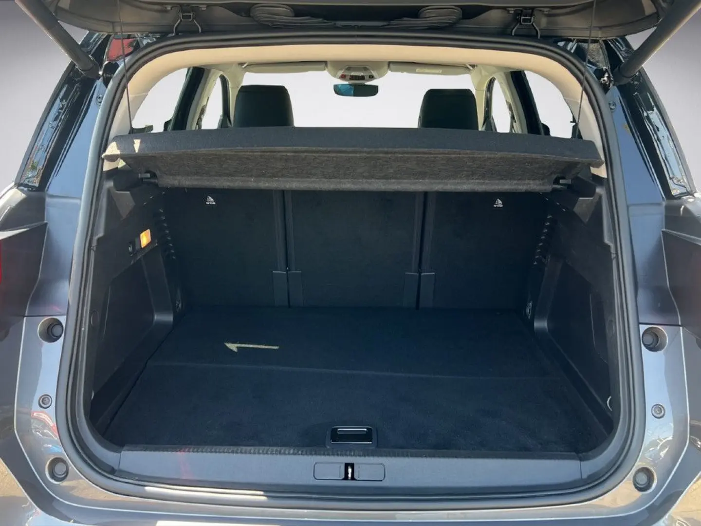 C5 Aircross 1.6 Shine Pack Hybrid SHZ Leder AHK