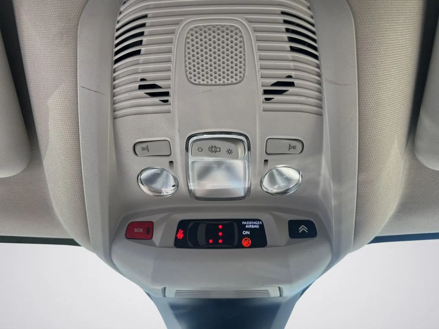 C5 Aircross 1.6 Shine Pack Hybrid SHZ Leder AHK