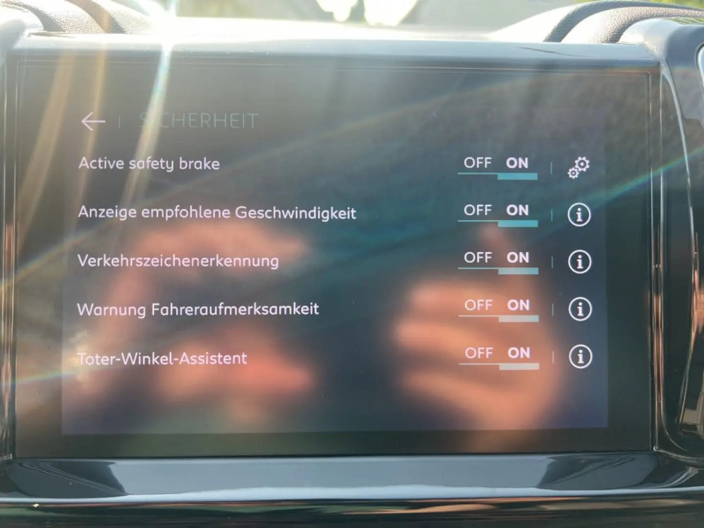 C5 Aircross 1.6 Shine Pack Hybrid SHZ Leder AHK
