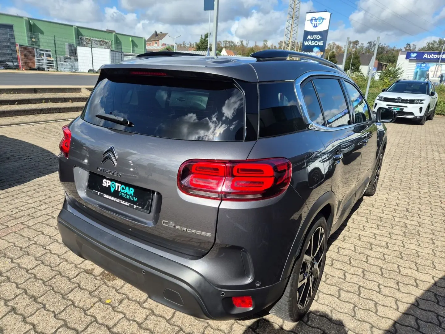 C5 Aircross BlueHDI 180 EAT8 SHINE PACK AHK 360°