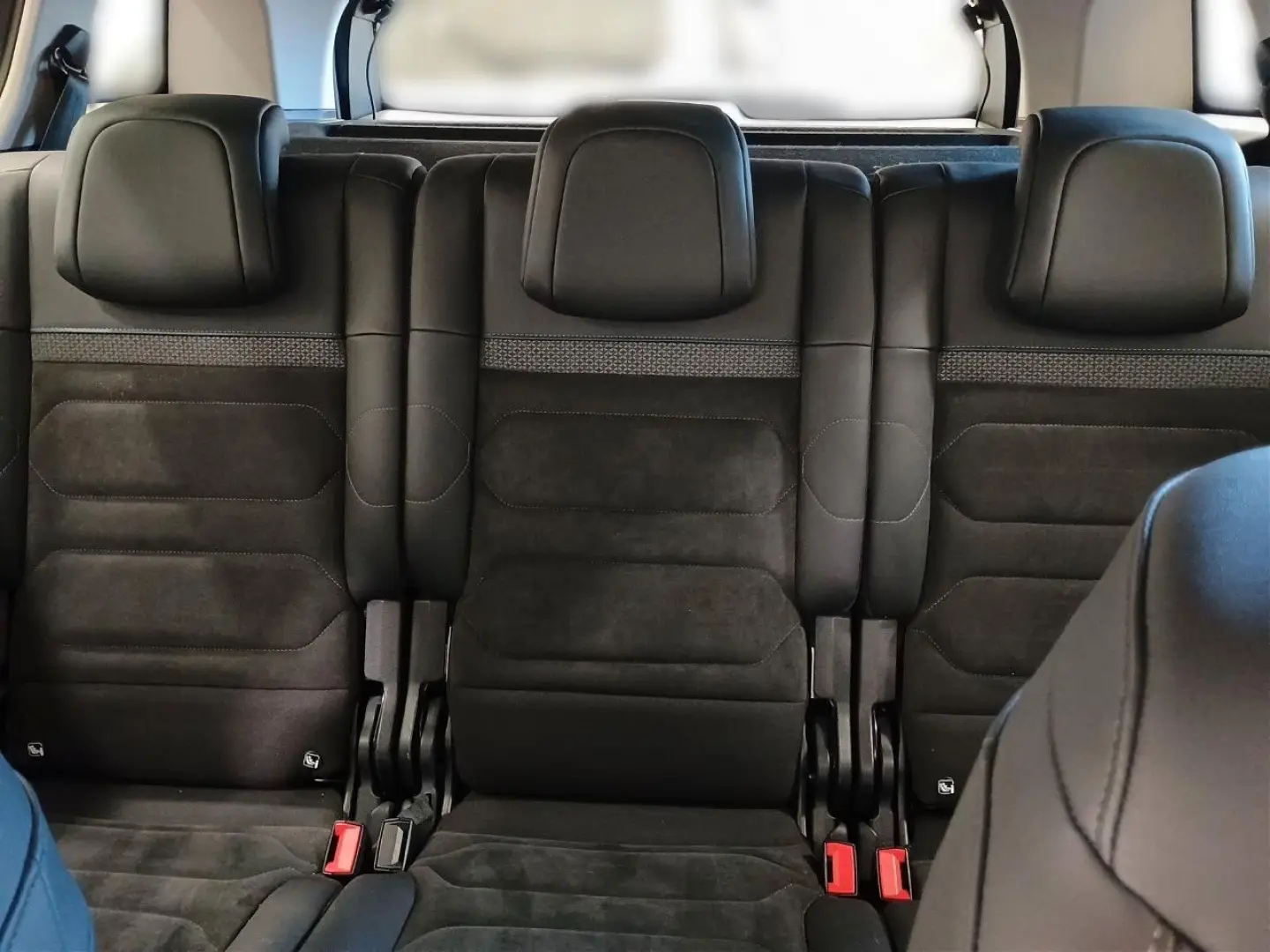 C5 Aircross Hybrid 145PS e-DSC6 Max *ALCANTARA*