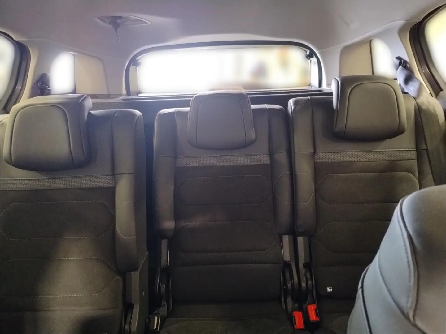C5 Aircross Hybrid 145PS e-DSC6 Max *ALCANTARA*