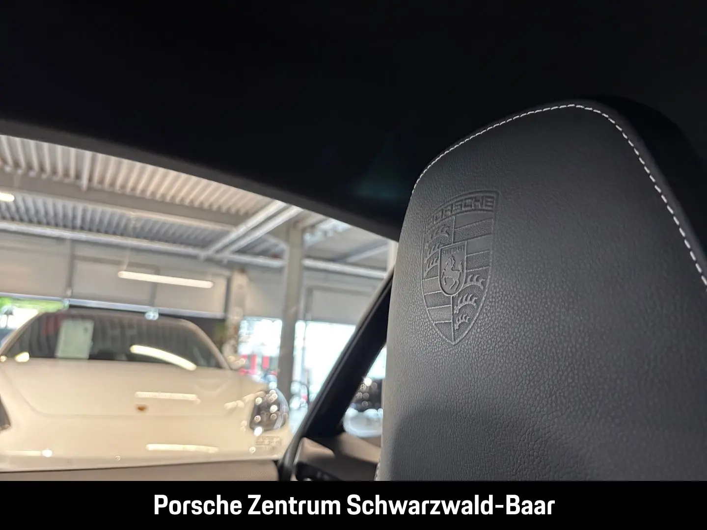 Porsche Cayman 718 Style Edition LED