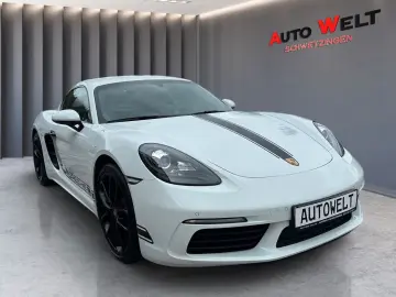 Porsche Cayman 718  /STYLE/Chrono
