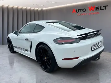 Porsche Cayman 718  /STYLE/Chrono