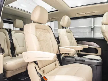 Mercedes-Benz Topcar Design V 300 d Aut. AVANTGA