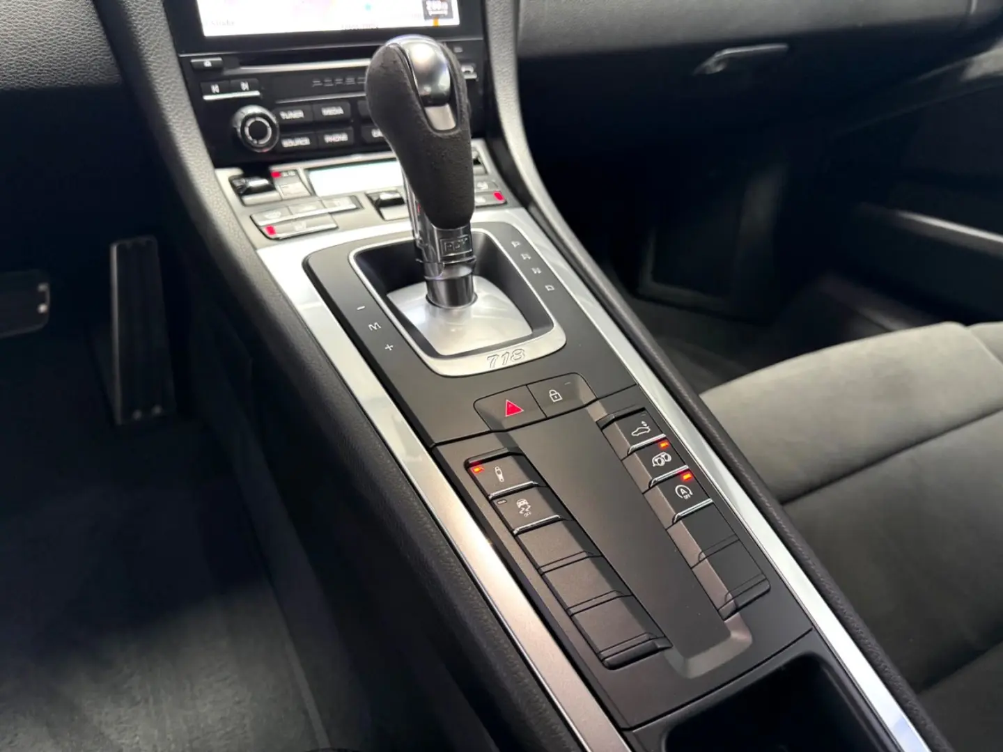 Porsche CAYMAN 718 GTS 4.0 PDK SPORT-DESIGN PASM BOSE 20