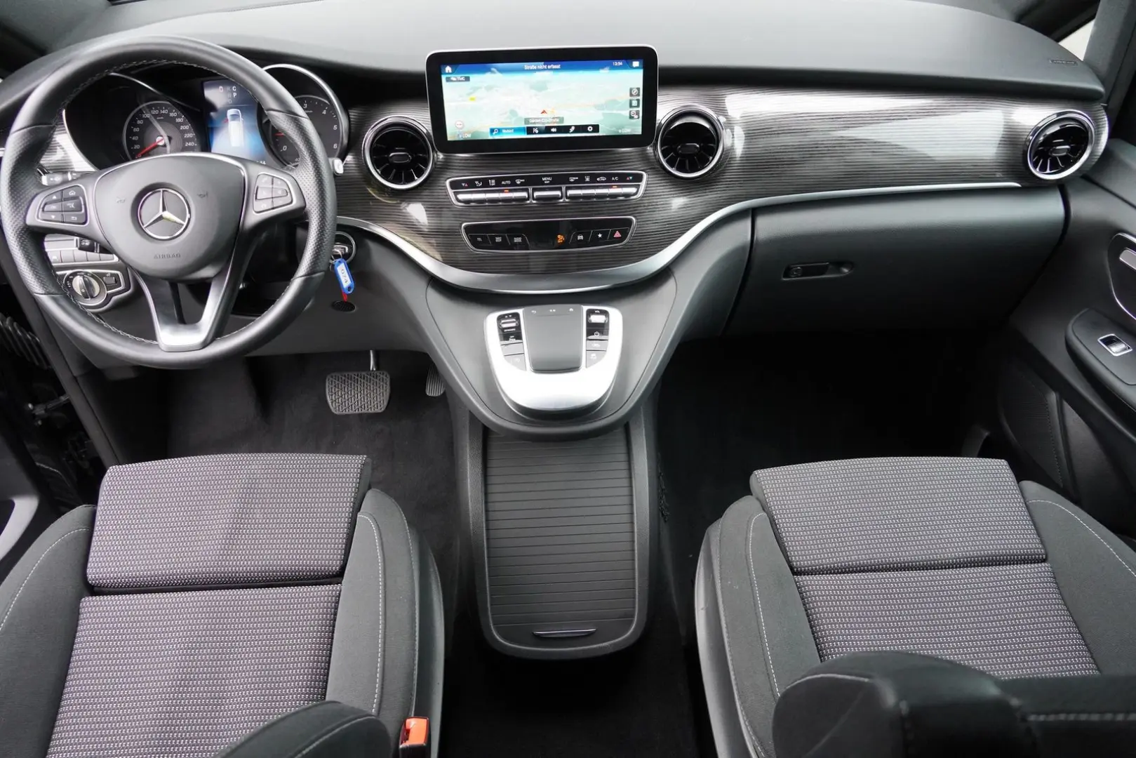 V 300 d lang 4Matic Aut. Matrix ACC 7-Sitzer