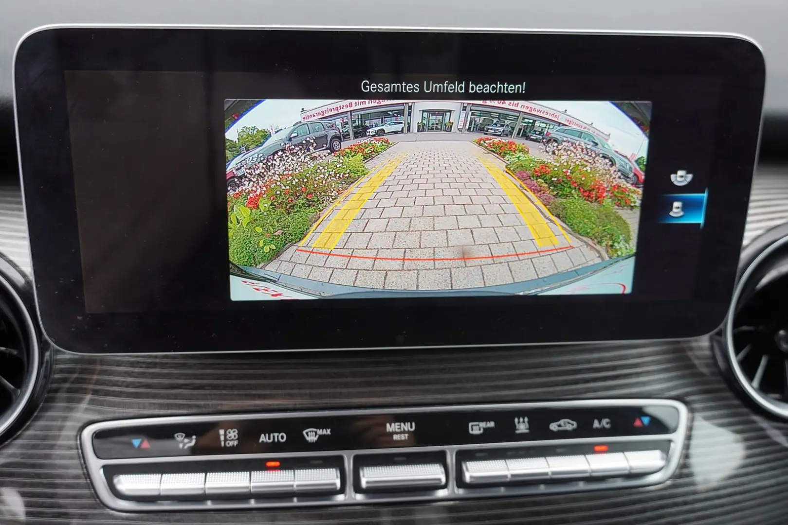 V 300 d lang 4Matic Aut. Matrix ACC 7-Sitzer