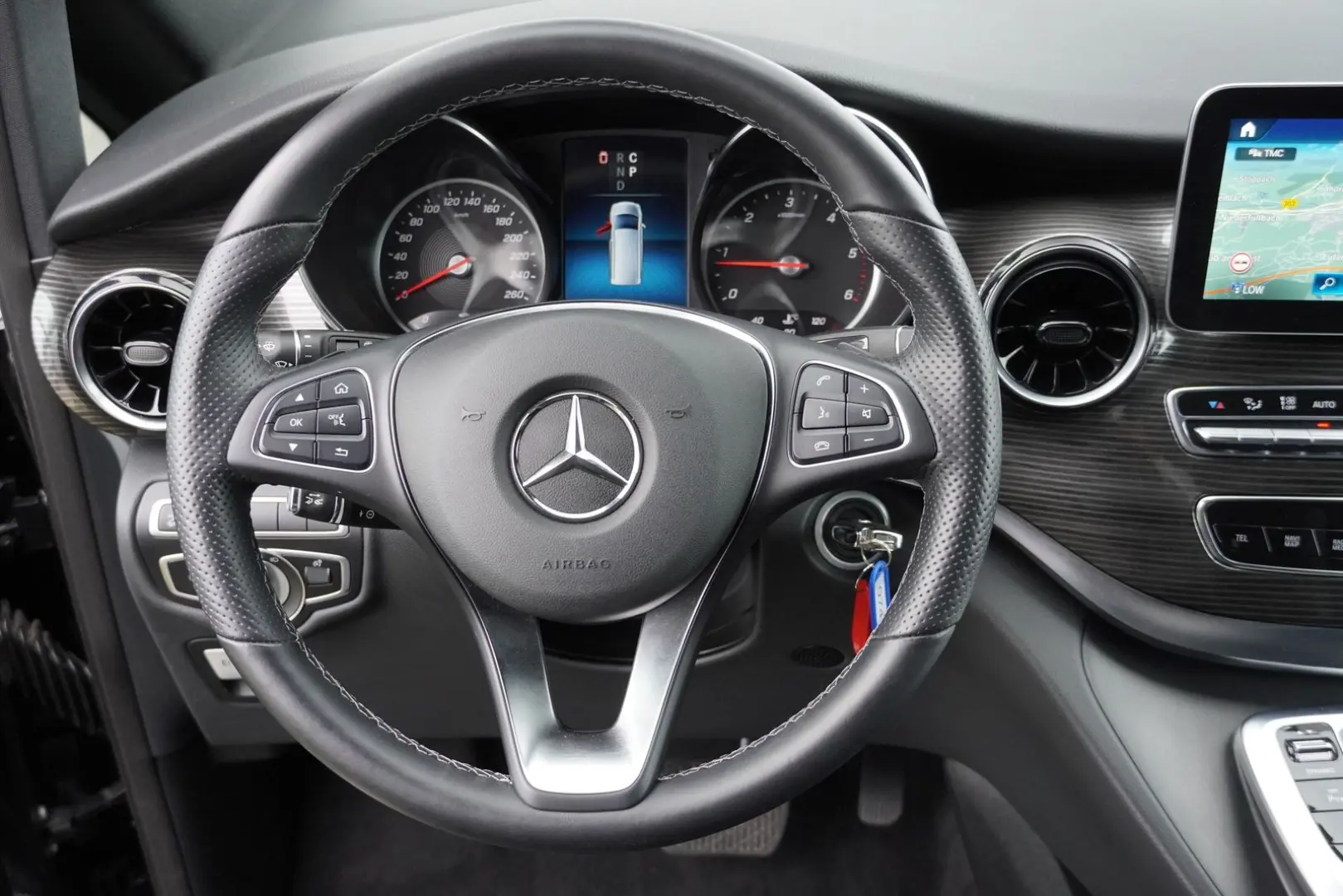 V 300 d lang 4Matic Aut. Matrix ACC 7-Sitzer