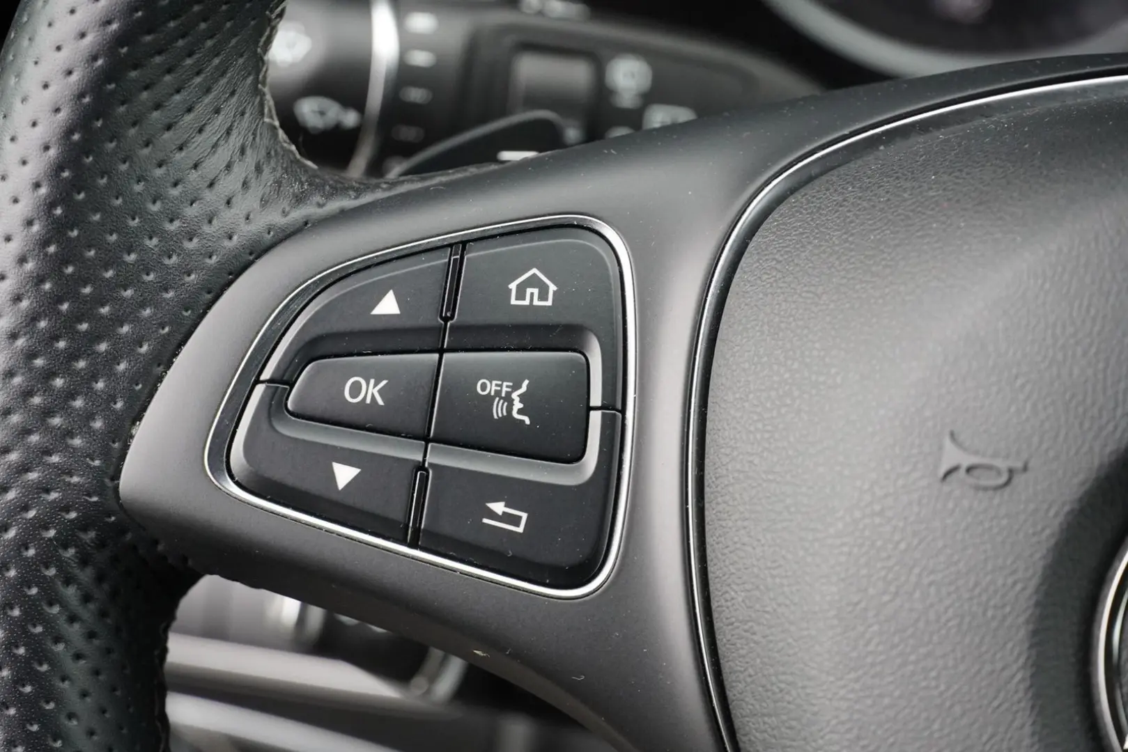 V 300 d lang 4Matic Aut. Matrix ACC 7-Sitzer