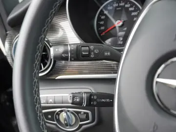 V 300 d lang 4Matic Aut. Matrix ACC 7-Sitzer