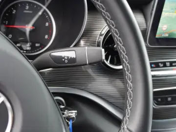 V 300 d lang 4Matic Aut. Matrix ACC 7-Sitzer