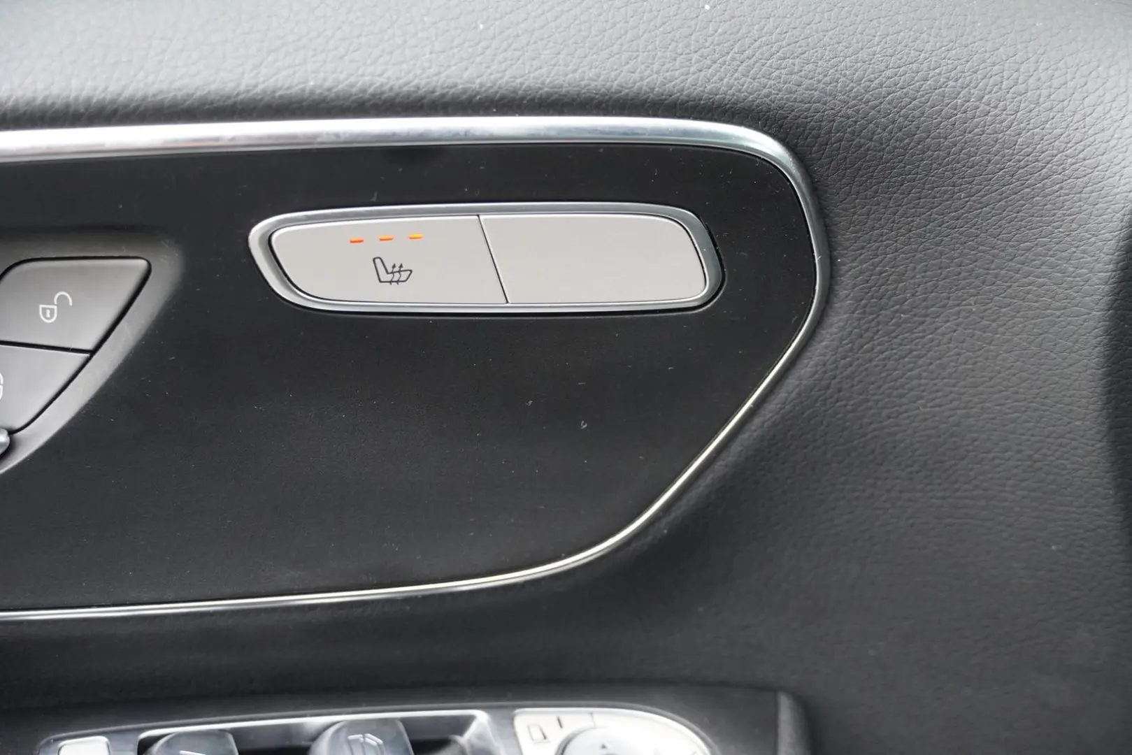 V 300 d lang 4Matic Aut. Matrix ACC 7-Sitzer