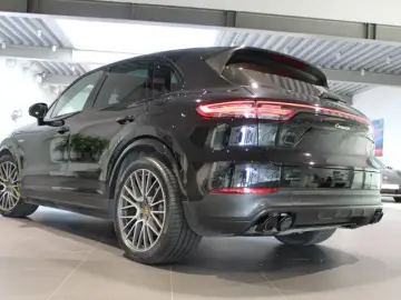 Porsche Cayenne E-Hybrid