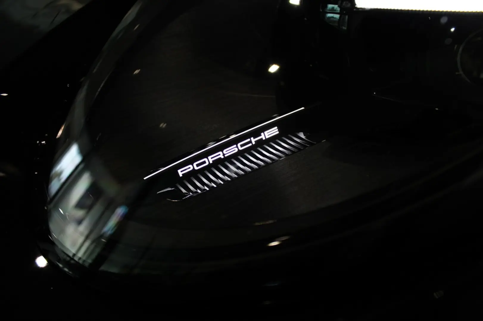 Porsche 911 Carrera 4 GTS Cabriolet