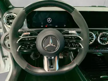 Mercedes Benz A 45 AMG S 4M/Night/PANO/Beam-LED/Distro/HiFi