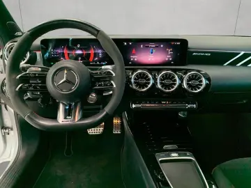 Mercedes Benz A 45 AMG S 4M/Night/PANO/Beam-LED/Distro/HiFi