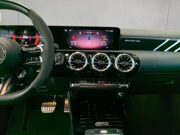 Mercedes Benz A 45 AMG S 4M/Night/PANO/Beam-LED/Distro/HiFi