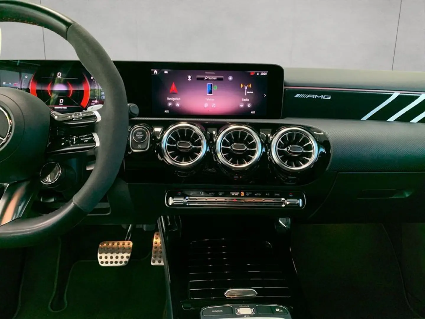 Mercedes Benz A 45 AMG S 4M/Night/PANO/Beam-LED/Distro/HiFi