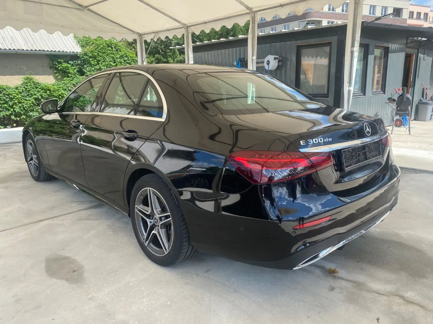Mercedes-Benz Lim. E 300 de AMG LINE