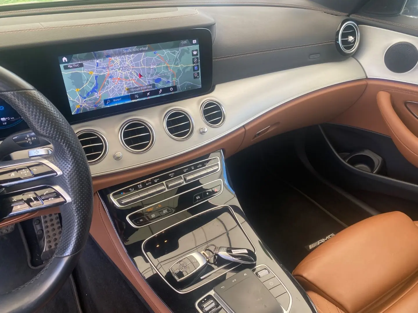 Mercedes-Benz Lim. E 300 de AMG LINE