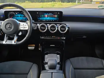Mercedes Benz A 45 S AMG 4MATIC+ Advanced-Plus