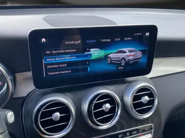GLC 300 de Coupe