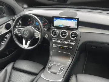 GLC 300 e Coupe