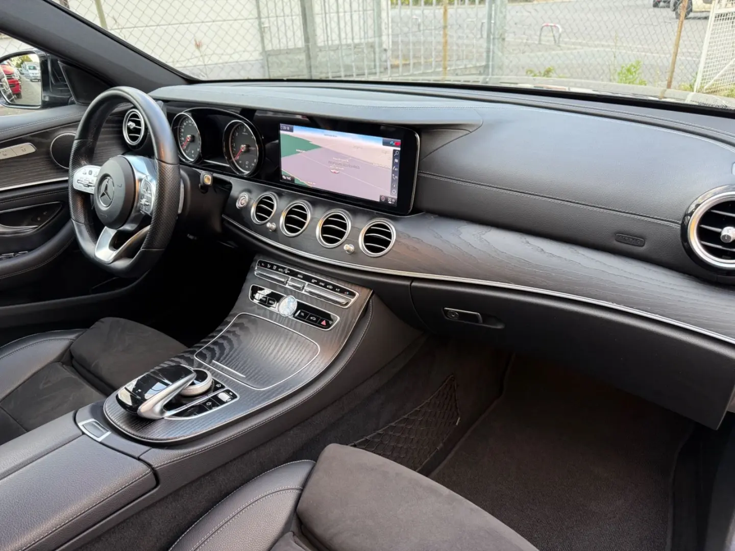 E 300 d Lim. 9G-Tronic AMG Line/Alcantara/Kamera
