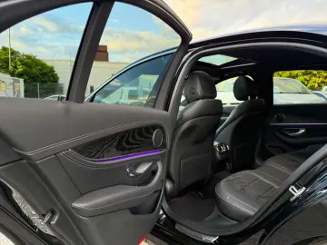 E 300 d Lim. 9G-Tronic AMG Line/Alcantara/Kamera