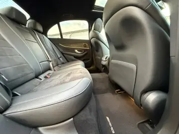 E 300 d Lim. 9G-Tronic AMG Line/Alcantara/Kamera