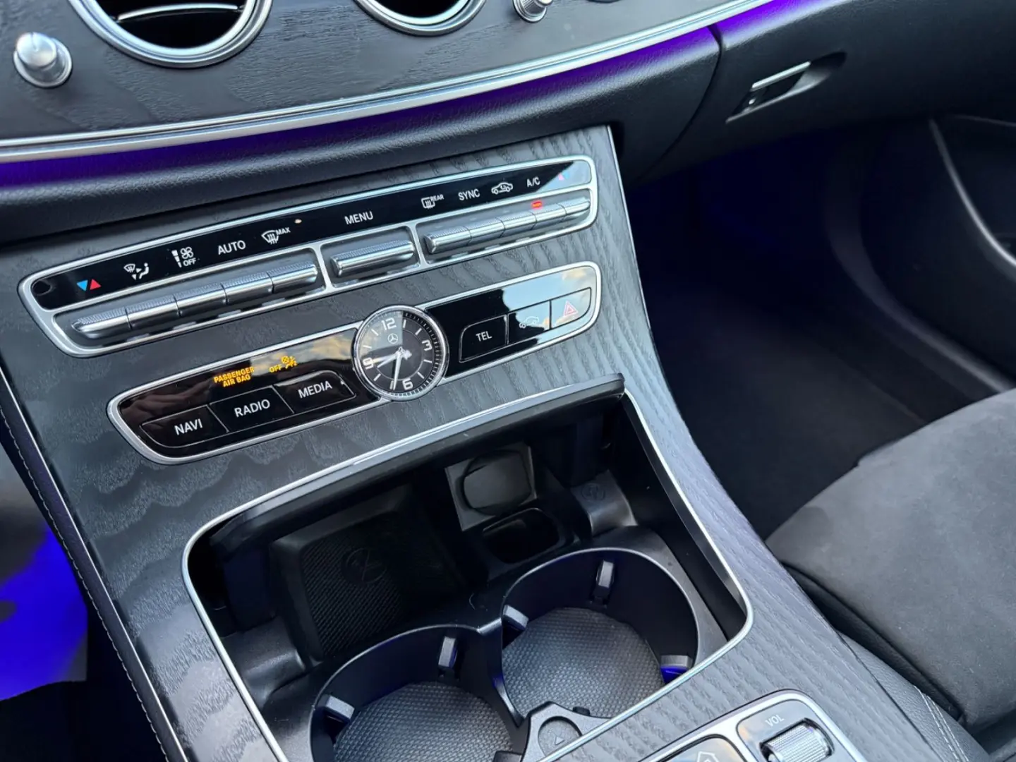 E 300 d Lim. 9G-Tronic AMG Line/Alcantara/Kamera