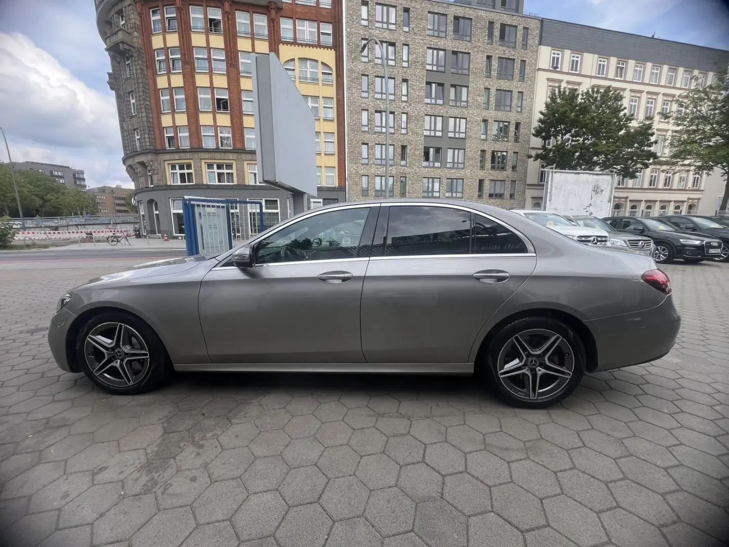 E 300de AMG Avantgarde Limousine*Vollaussattung*