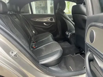 E 300de AMG Avantgarde Limousine*Vollaussattung*