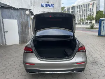 E 300de AMG Avantgarde Limousine*Vollaussattung*