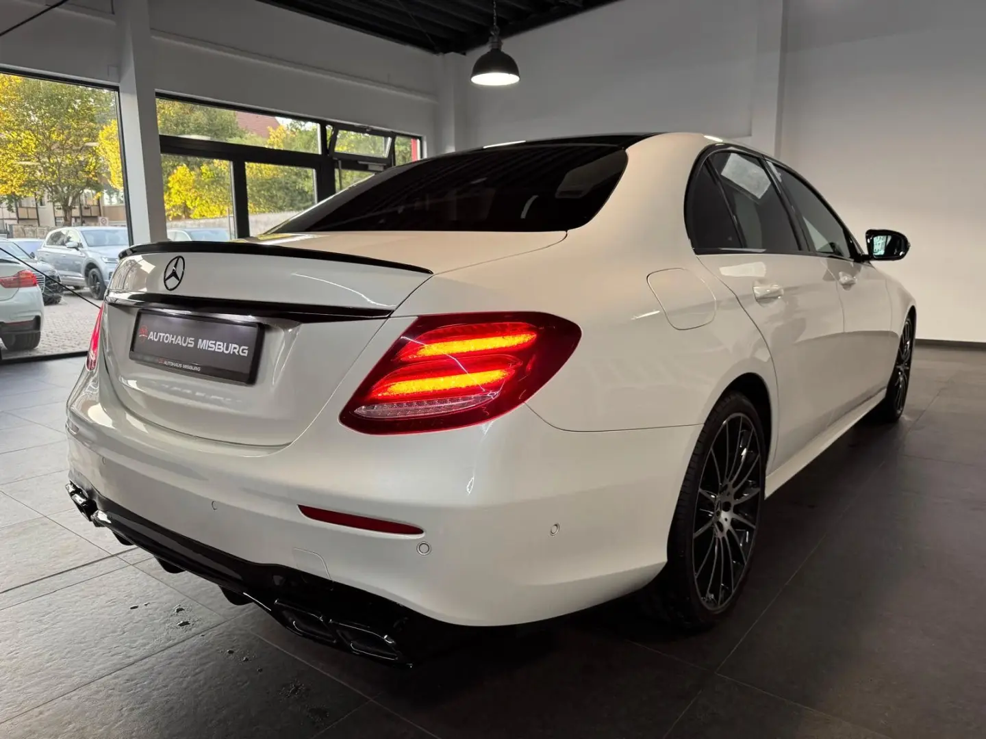E 350 d Lim. AMG-Paket/Panorama+360°