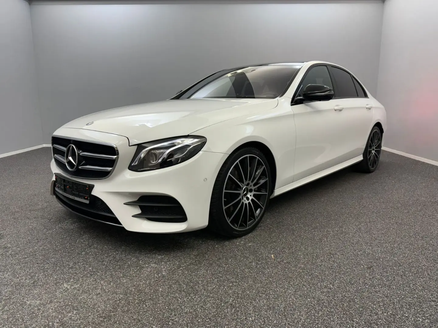 E 350 AMG LINE NIGHT*PANO*WIDE*BURM*MEMO*360