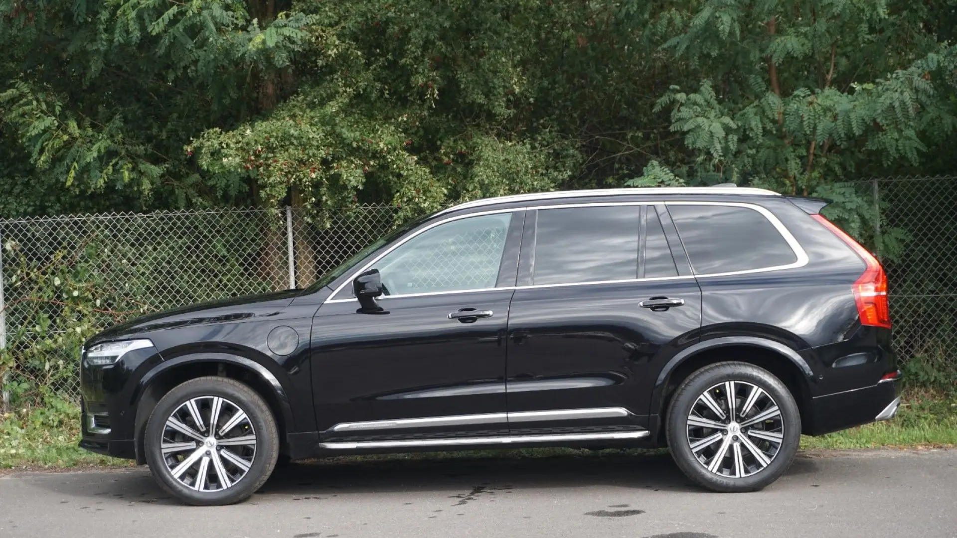 XC90 T8 Pilot/Pano/360°/TWA/H&K/Massage