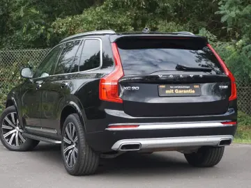 XC90 T8 Pilot/Pano/360°/TWA/H&K/Massage