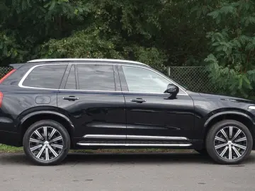 XC90 T8 Pilot/Pano/360°/TWA/H&K/Massage