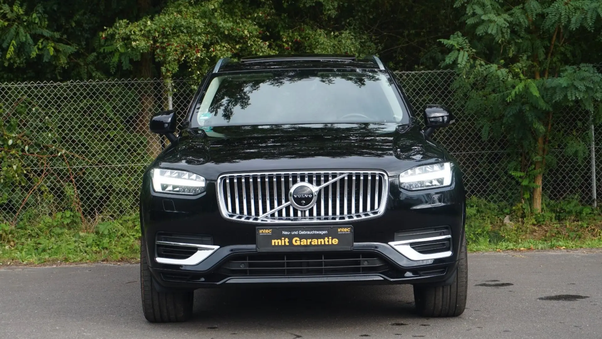 XC90 T8 Pilot/Pano/360°/TWA/H&K/Massage