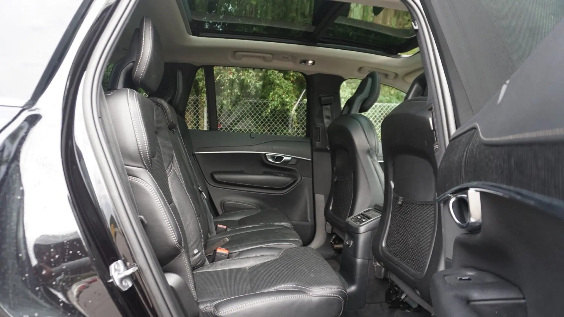 XC90 T8 Pilot/Pano/360°/TWA/H&K/Massage