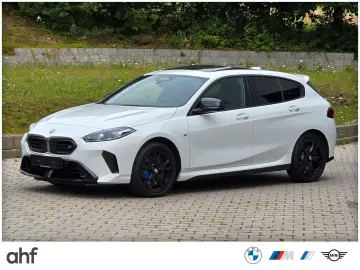 BMW M135 xDrive PANO ACC HUD H&K  360  MEMORY